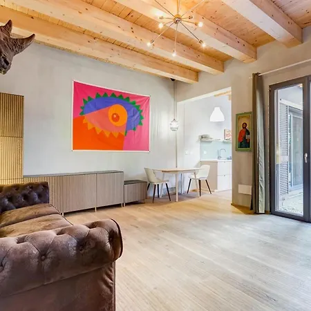 Private Garden 3 Min Walk To Metro Apartment Rom